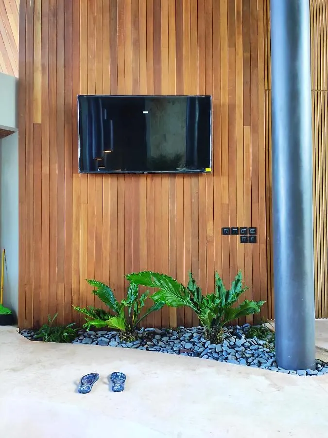 Villa Feh Bali By House Of Winds - Neo Tropical Eden Near Canggu Kerobokan 0*,  Indonesia