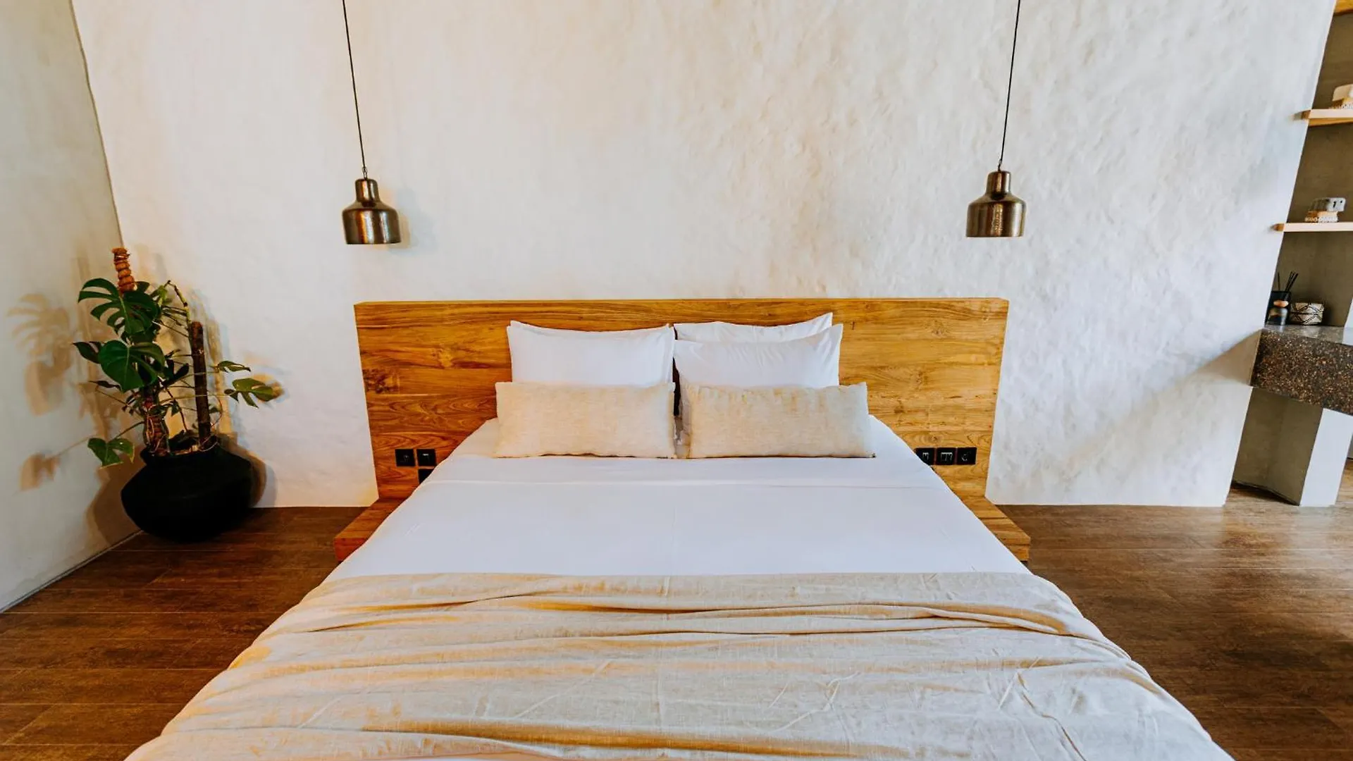 Villa Feh Bali By House Of Winds - Neo Tropical Eden Near Canggu Kerobokan