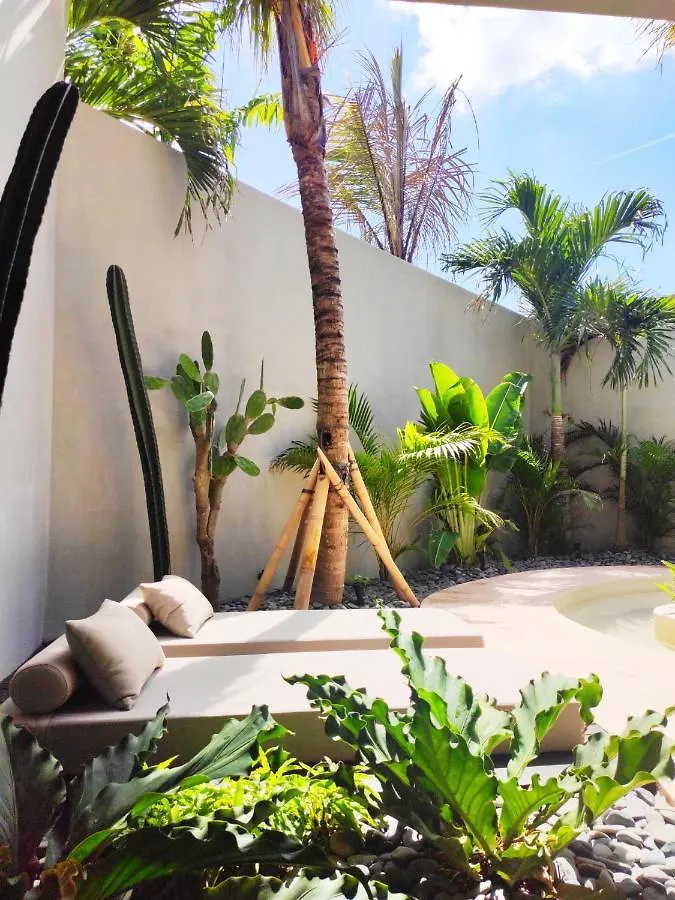 Villa Feh Bali By House Of Winds - Neo Tropical Eden Near Canggu Kerobokan   Kerobokan (Bali)