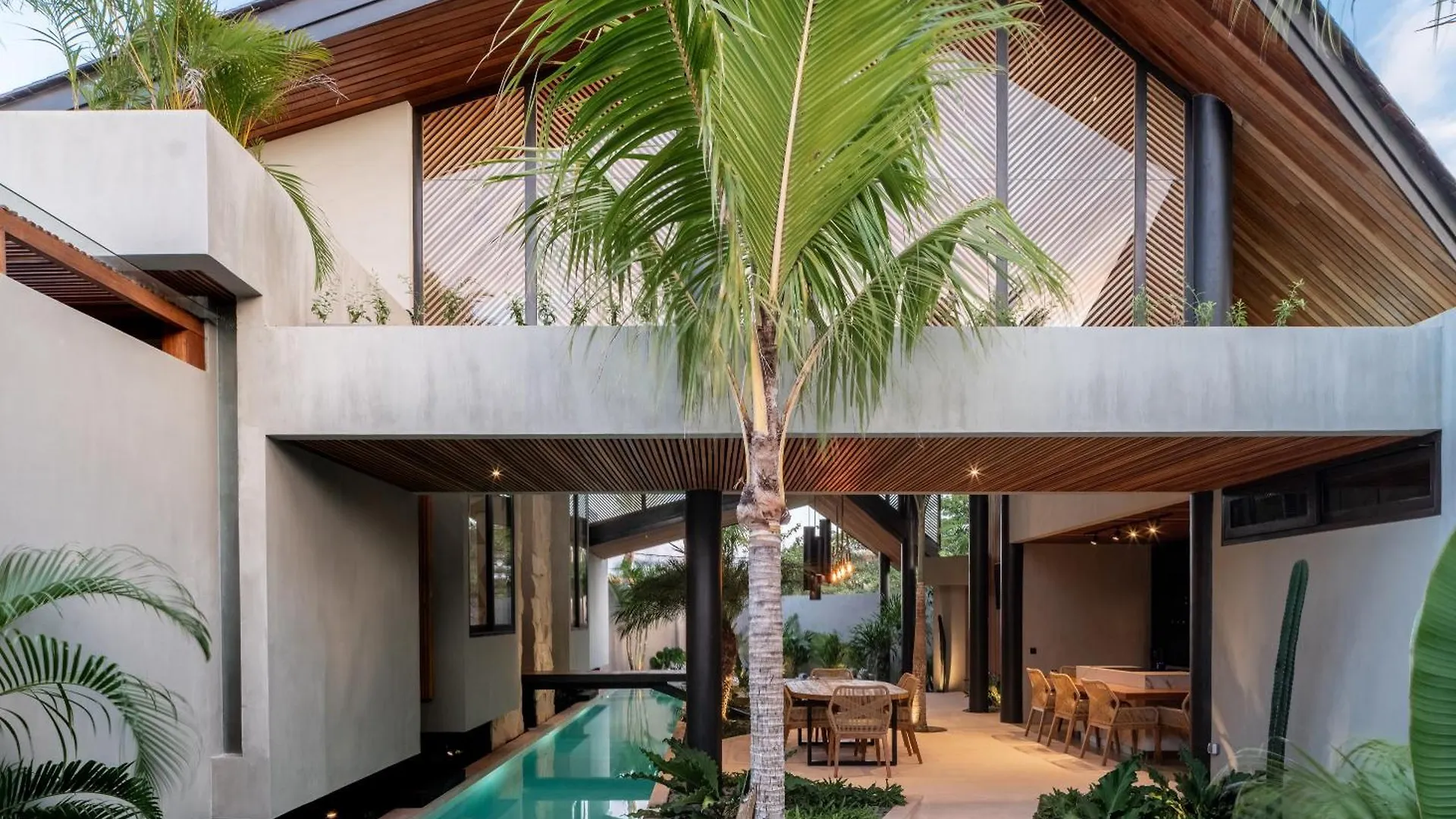 Villa Feh Bali By House Of Winds - Neo Tropical Eden Near Canggu Kerobokan  Indonesia
