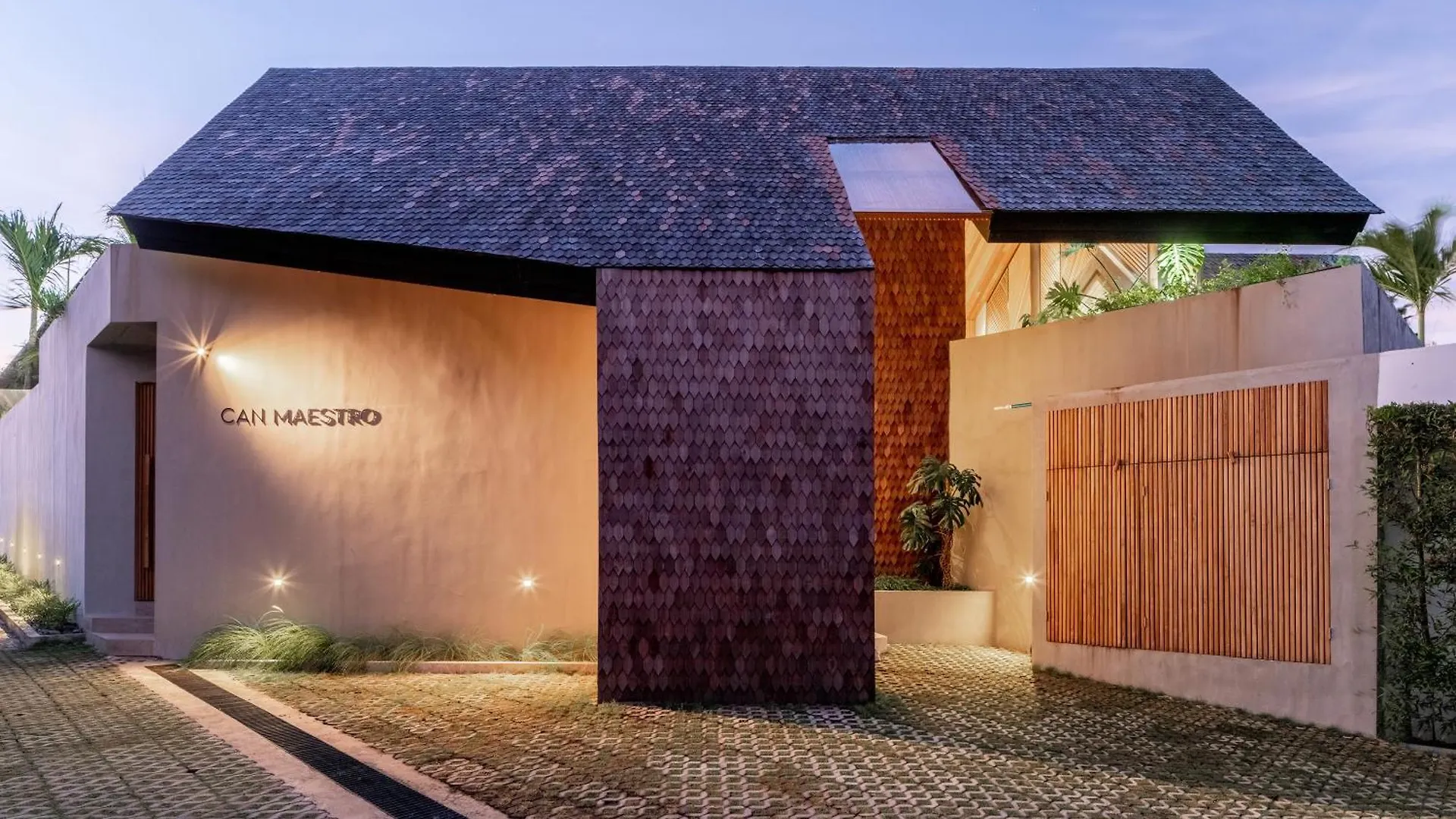 Villa Feh Bali By House Of Winds - Neo Tropical Eden Near Canggu Kerobokan  Indonesia